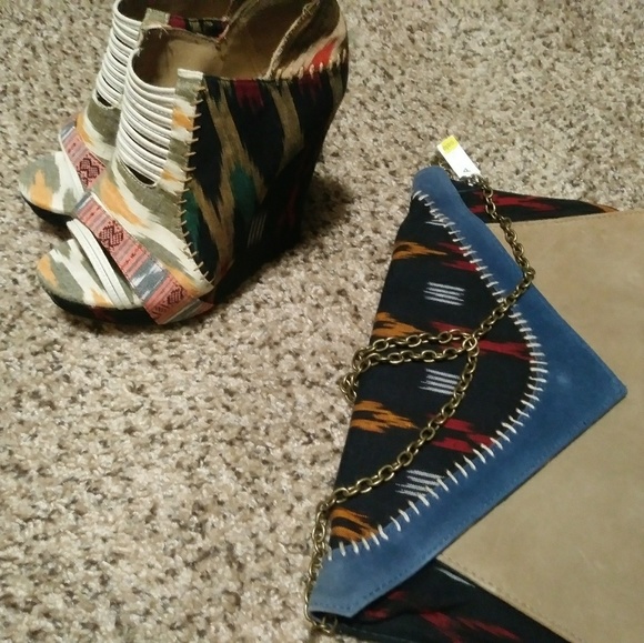 Wedges with Bag - Picture 1 of 4
